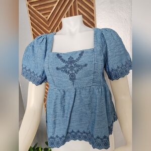 OLD NAVMatching Chambray Embroidered Top Blue Embroidered Women's Top size SMALL